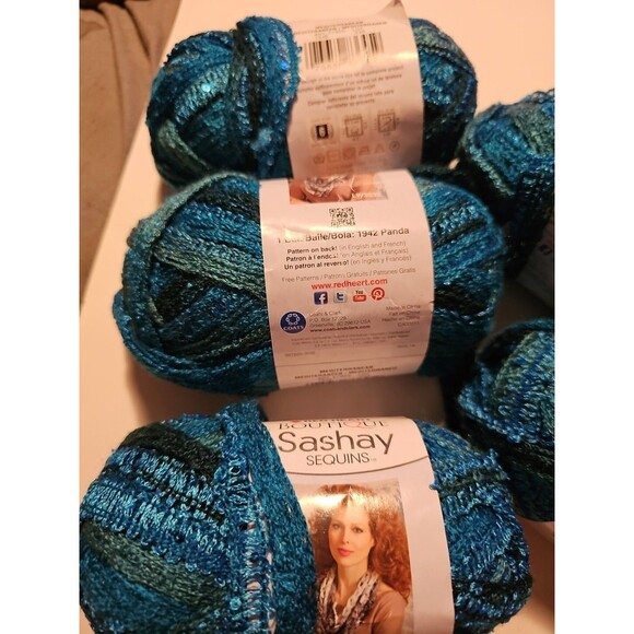 Red Heart Boutique Sashay Sequin Panda Mediterranean 3.5 oz new - Picture 3 of 5